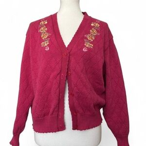 Pink vintage cardigan with flower embroidery